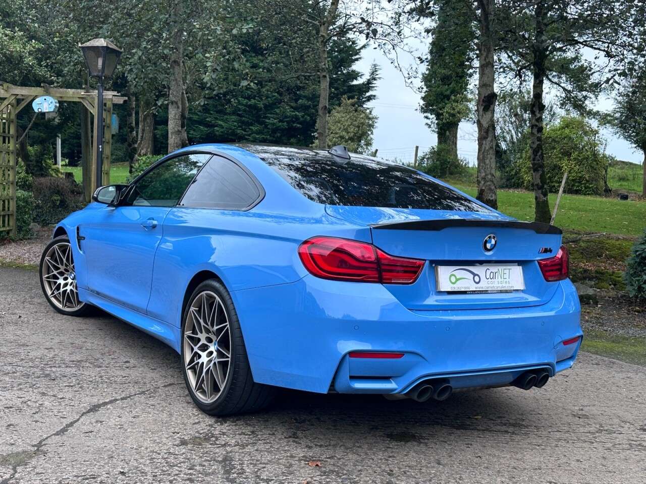2017 BMW M4 2017 BMW M4