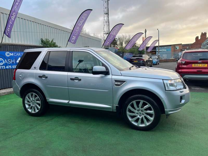 A 2012 LAND ROVER FREELANDER 2.2 SD4 HSE SUV 5dr Diesel CommandShift 4WD Euro 5 (190 ps) A 2012 LAND ROVER FREELANDER 2.2 SD4 HSE SUV 5dr Diesel CommandShift 4WD Euro 5 (190 ps)