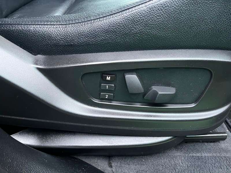 2011 BMW X6 2011 BMW X6