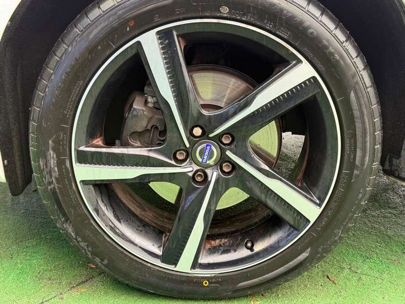 2015 VOLVO XC60 2015 VOLVO XC60