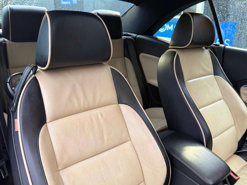 2011 VOLKSWAGEN EOS 2011 VOLKSWAGEN EOS