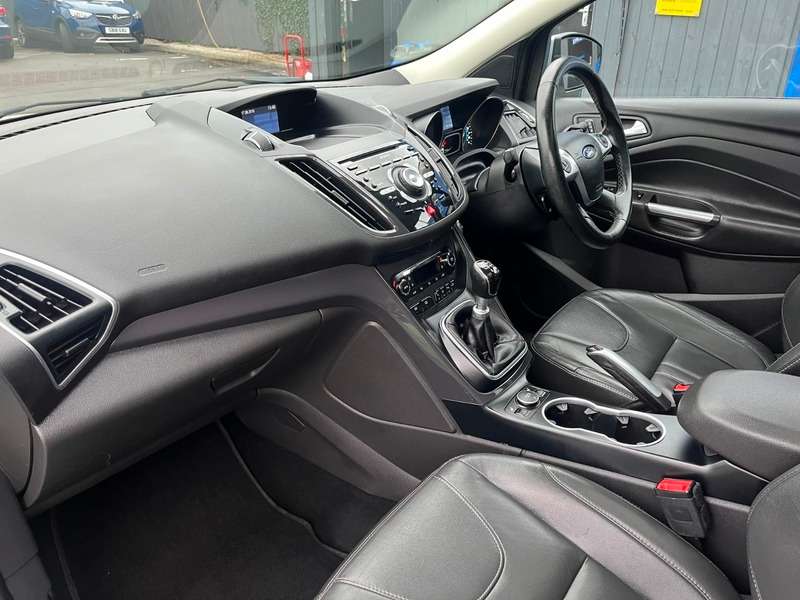 2015 FORD KUGA 2015 FORD KUGA