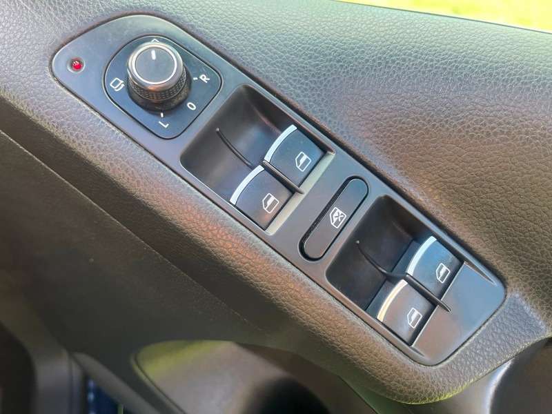 2015 VOLKSWAGEN TIGUAN 2015 VOLKSWAGEN TIGUAN