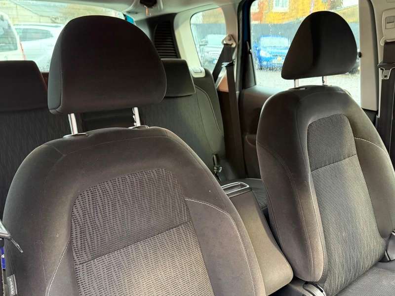 A 2013 CITROEN C3 PICASSO 1.6 HDi Exclusive MPV 5dr Diesel Manual Euro 5 (90 ps) A 2013 CITROEN C3 PICASSO 1.6 HDi Exclusive MPV 5dr Diesel Manual Euro 5 (90 ps)