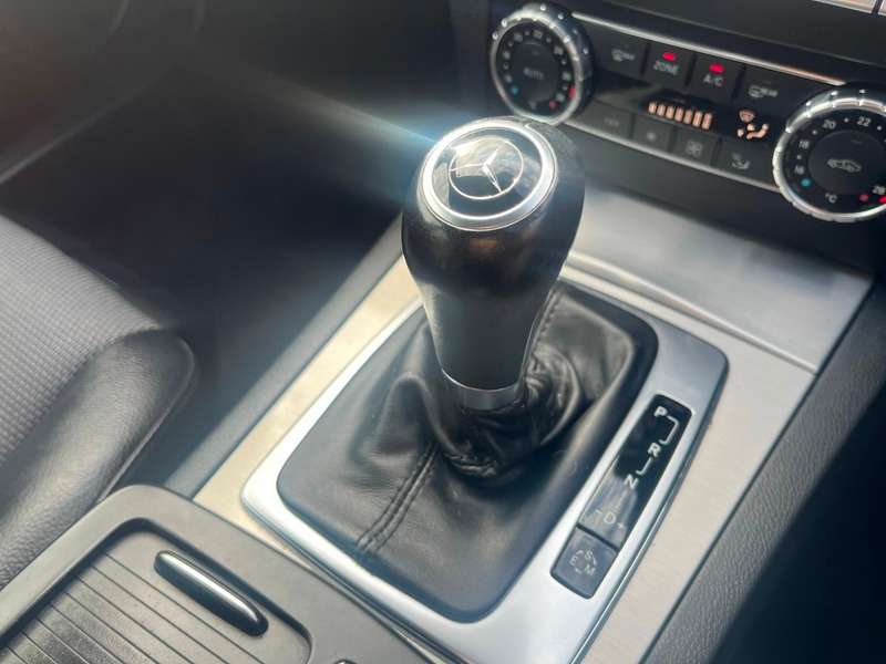 2011 MERCEDES-BENZ C CLASS 2011 MERCEDES-BENZ C CLASS