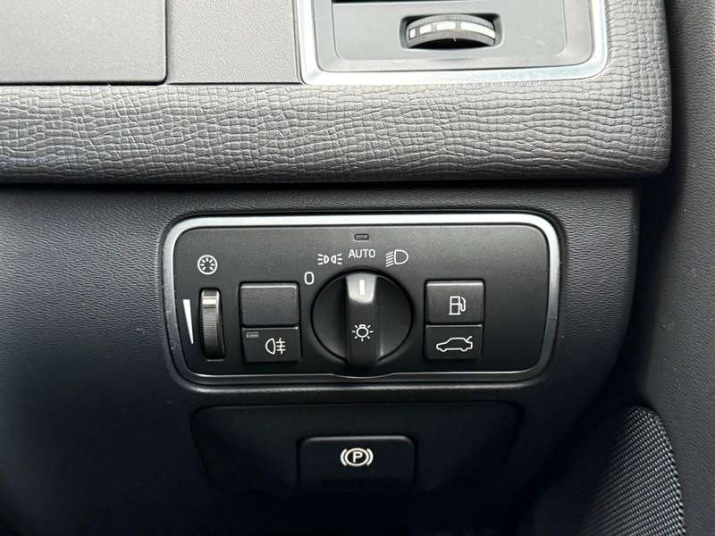 2016 VOLVO XC60 2016 VOLVO XC60