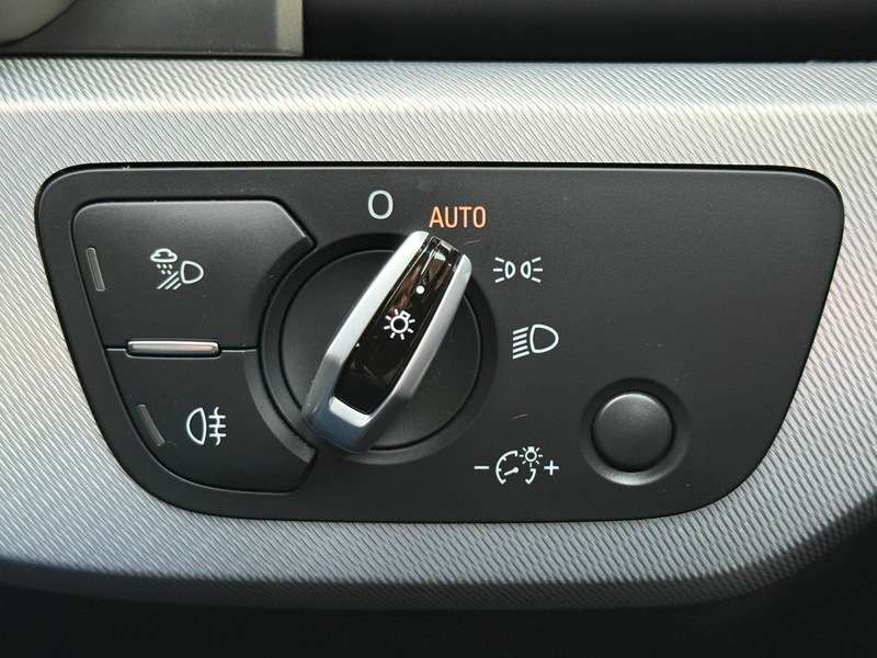 2016 AUDI A4 2016 AUDI A4