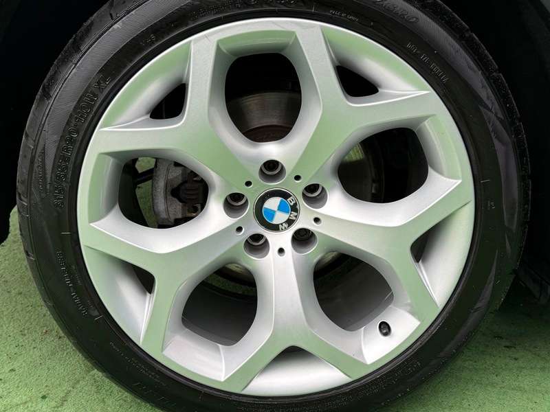 2012 BMW X6 2012 BMW X6