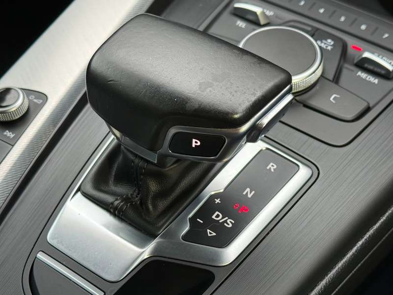 2016 AUDI A4 2016 AUDI A4