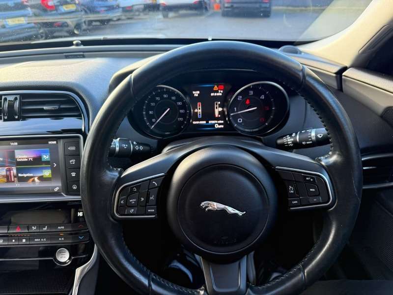 2015 JAGUAR XE 2015 JAGUAR XE