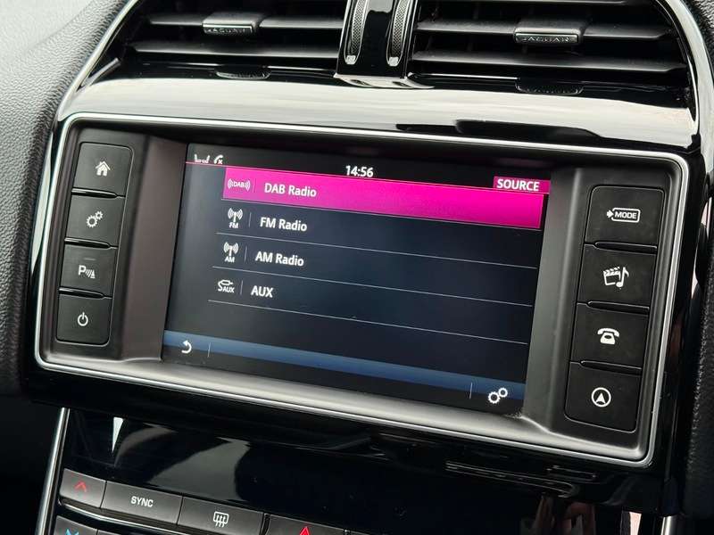 2015 JAGUAR XE 2015 JAGUAR XE