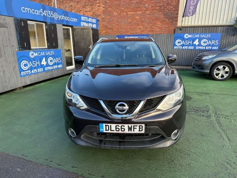 A 2016 NISSAN QASHQAI 1.5 dCi N-Connecta SUV 5dr Diesel Manual 2WD Euro 6 (s/s) (110 ps) A 2016 NISSAN QASHQAI 1.5 dCi N-Connecta SUV 5dr Diesel Manual 2WD Euro 6 (s/s) (110 ps)