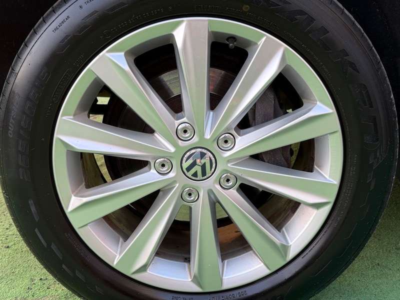 2011 VOLKSWAGEN TOUAREG 2011 VOLKSWAGEN TOUAREG