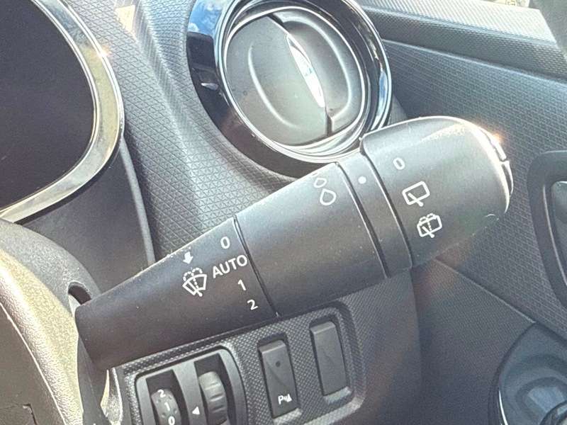 2014 RENAULT CLIO 2014 RENAULT CLIO