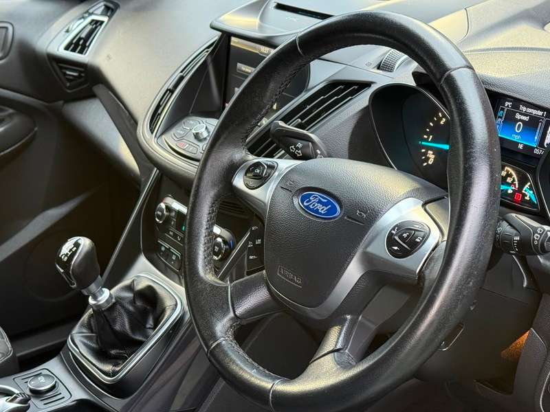 A 2016 FORD KUGA 2.0 TDCi Titanium SUV 5dr Diesel Manual AWD Euro 6 (s/s) (180 ps) A 2016 FORD KUGA 2.0 TDCi Titanium SUV 5dr Diesel Manual AWD Euro 6 (s/s) (180 ps)