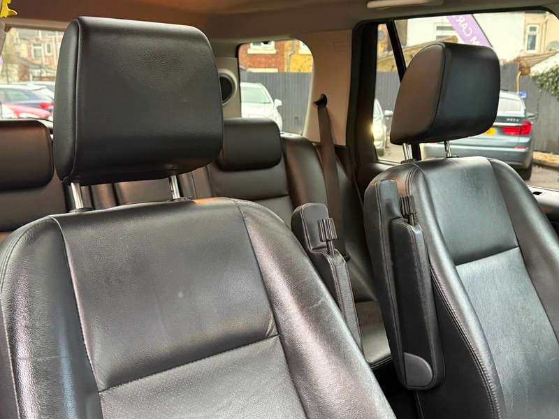 A 2007 LAND ROVER FREELANDER 2.2 TD4 HSE SUV 5dr Diesel Manual 4WD Euro 4 (160 ps) A 2007 LAND ROVER FREELANDER 2.2 TD4 HSE SUV 5dr Diesel Manual 4WD Euro 4 (160 ps)