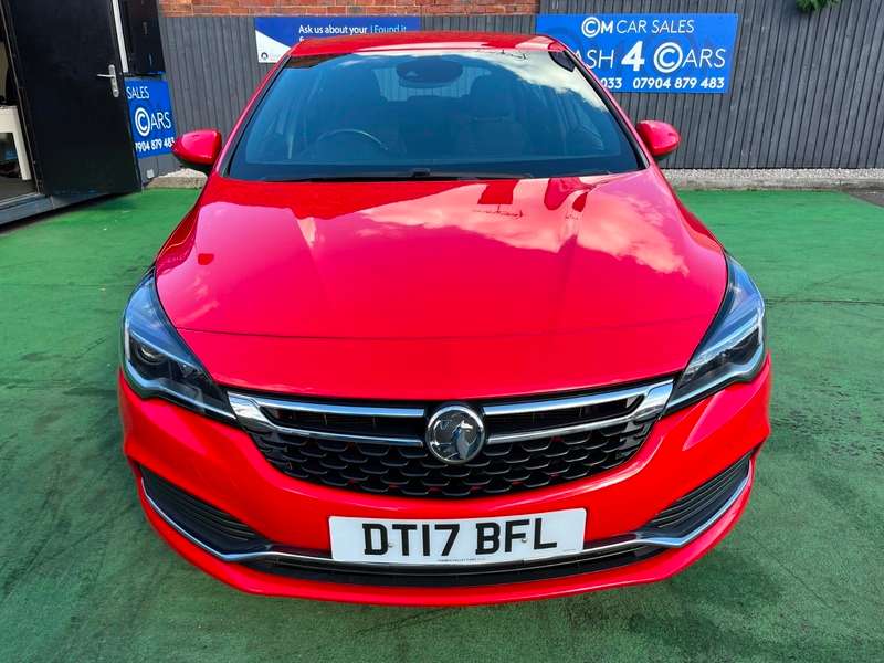 A 2017 VAUXHALL ASTRA 1.4i Turbo SRi VX Line Hatchback 5dr Petrol Manual Euro 6 (150 ps) A 2017 VAUXHALL ASTRA 1.4i Turbo SRi VX Line Hatchback 5dr Petrol Manual Euro 6 (150 ps)