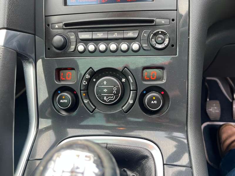 2013 PEUGEOT 3008 2013 PEUGEOT 3008