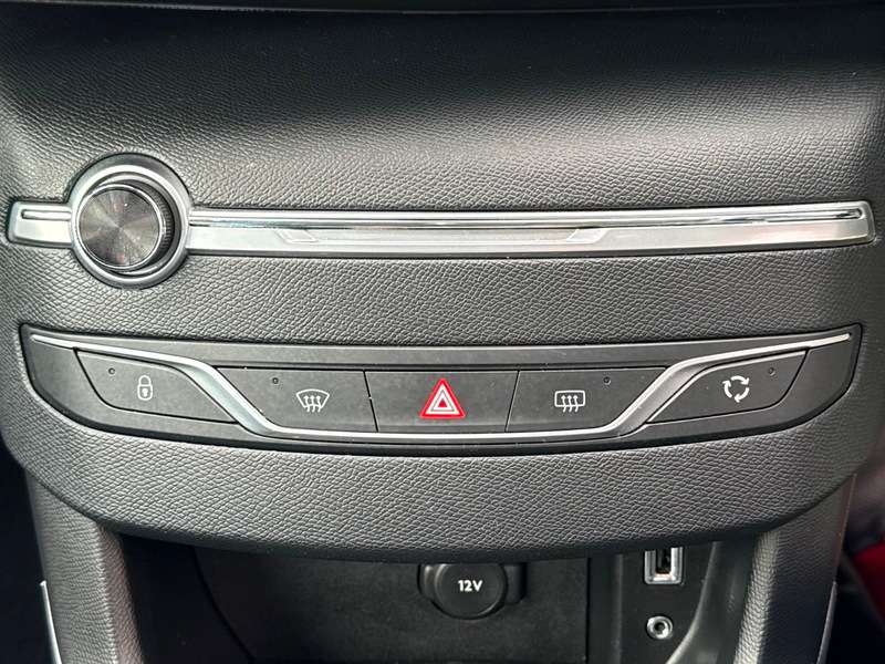 2016 PEUGEOT 308 2016 PEUGEOT 308