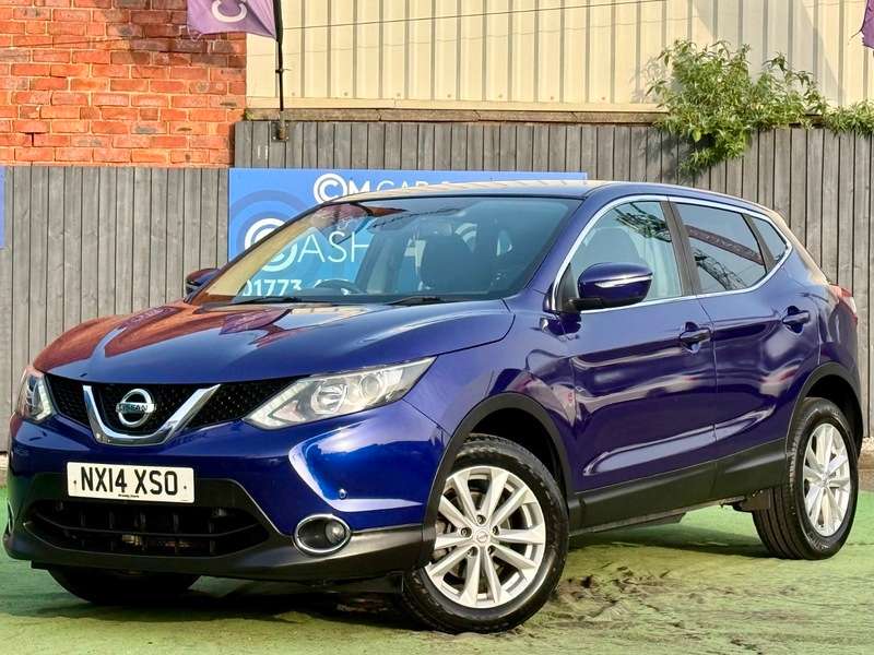 A 2014 NISSAN QASHQAI 1.2 DIG-T Acenta SUV 5dr Petrol Manual 2WD Euro 5 (s/s) (115 ps) A 2014 NISSAN QASHQAI 1.2 DIG-T Acenta SUV 5dr Petrol Manual 2WD Euro 5 (s/s) (115 ps)