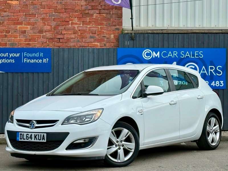 A 2014 VAUXHALL ASTRA 1.4 16v SRi Hatchback 5dr Petrol Manual Euro 5 (100 ps) A 2014 VAUXHALL ASTRA 1.4 16v SRi Hatchback 5dr Petrol Manual Euro 5 (100 ps)