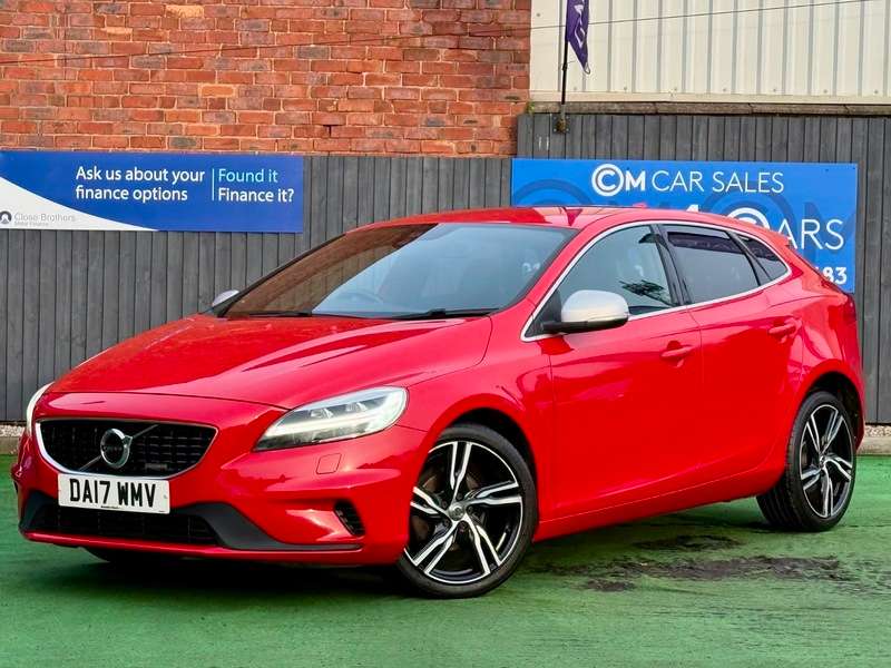 A 2017 VOLVO V40 2.0 D2 R-Design Pro Hatchback 5dr Diesel Manual Euro 6 (s/s) (120 ps) A 2017 VOLVO V40 2.0 D2 R-Design Pro Hatchback 5dr Diesel Manual Euro 6 (s/s) (120 ps)