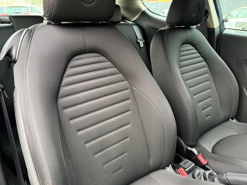 A 2016 ALFA ROMEO MITO 875 TB TwinAir Hatchback 3dr Petrol Manual Euro 6 (s/s) (105 ps) A 2016 ALFA ROMEO MITO 875 TB TwinAir Hatchback 3dr Petrol Manual Euro 6 (s/s) (105 ps)