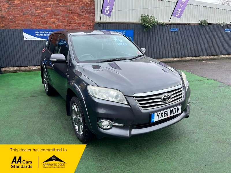 A 2011 TOYOTA RAV4 2.2 D-CAT SR SUV 5dr Diesel Auto 4WD Euro 5 (150 ps) A 2011 TOYOTA RAV4 2.2 D-CAT SR SUV 5dr Diesel Auto 4WD Euro 5 (150 ps)