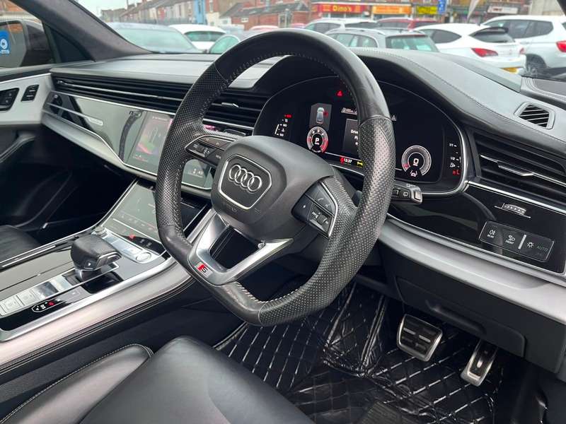 2019 AUDI Q8 2019 AUDI Q8