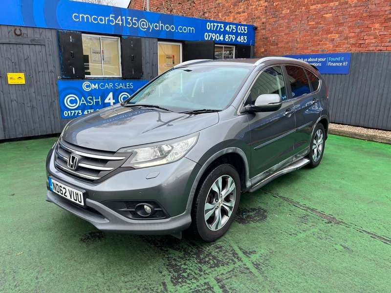 A 2013 HONDA CR-V 2.0 i-VTEC SR SUV 5dr Petrol Manual 4WD Euro 5 (s/s) (155 ps) A 2013 HONDA CR-V 2.0 i-VTEC SR SUV 5dr Petrol Manual 4WD Euro 5 (s/s) (155 ps)