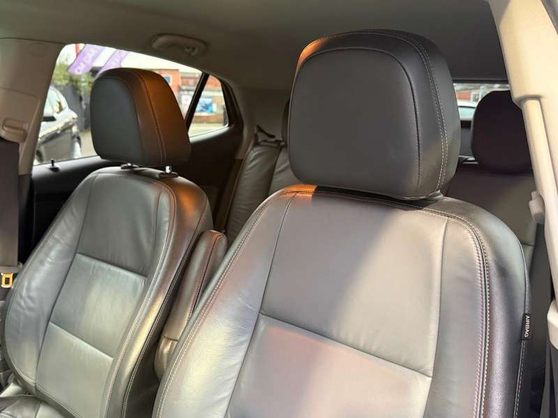 A 2016 VAUXHALL MOKKA 1.4i Turbo SE SUV 5dr Petrol Manual 2WD Euro 6 (s/s) (140 ps) A 2016 VAUXHALL MOKKA 1.4i Turbo SE SUV 5dr Petrol Manual 2WD Euro 6 (s/s) (140 ps)