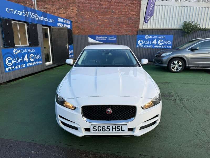 A 2015 JAGUAR XE 2.0d Prestige Saloon 4dr Diesel Manual Euro 6 (s/s) (163 ps) A 2015 JAGUAR XE 2.0d Prestige Saloon 4dr Diesel Manual Euro 6 (s/s) (163 ps)
