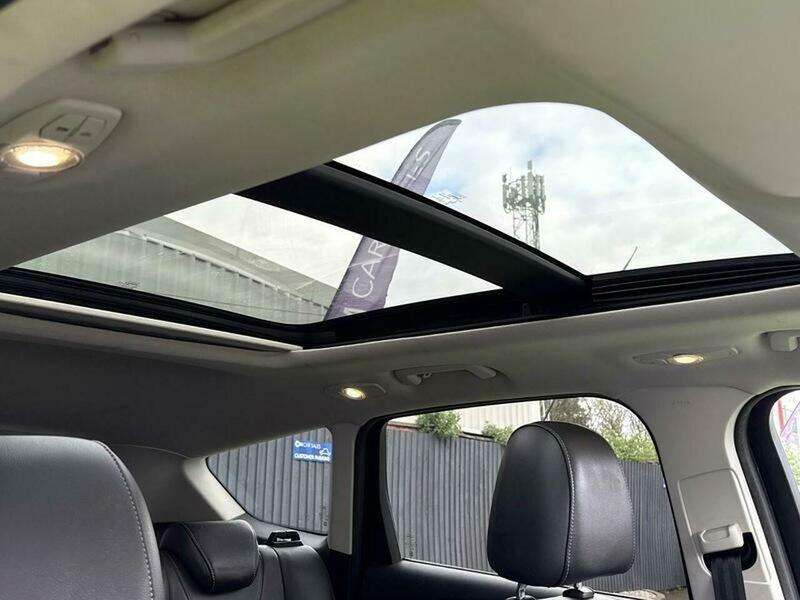 A 2016 FORD KUGA 2.0 TDCi Titanium SUV 5dr Diesel Manual 2WD Euro 6 (s/s) (150 ps) A 2016 FORD KUGA 2.0 TDCi Titanium SUV 5dr Diesel Manual 2WD Euro 6 (s/s) (150 ps)