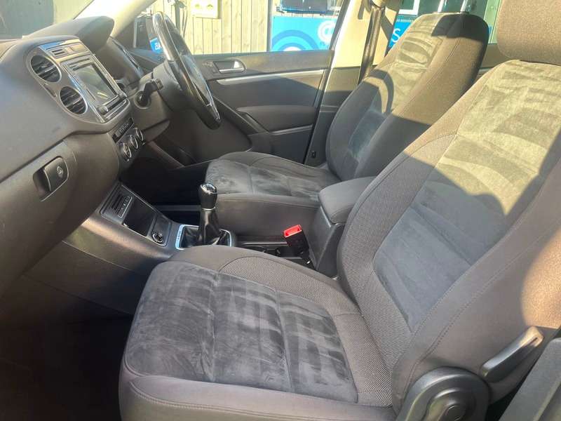 2015 VOLKSWAGEN TIGUAN 2015 VOLKSWAGEN TIGUAN