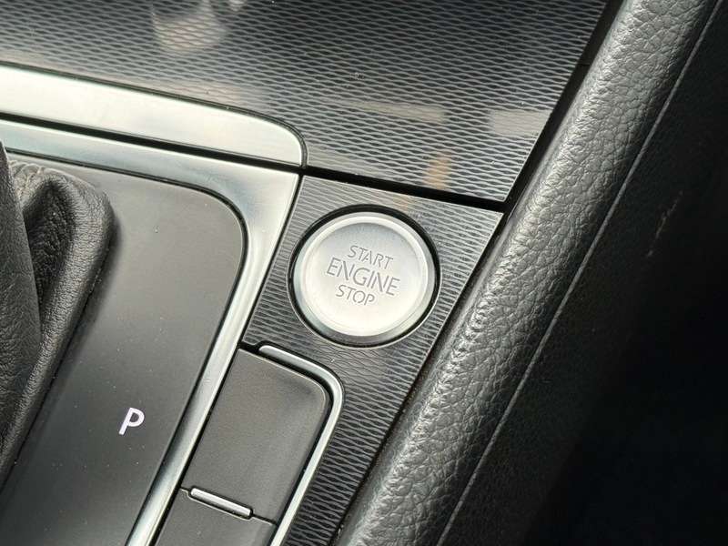 2016 VOLKSWAGEN GOLF 2016 VOLKSWAGEN GOLF