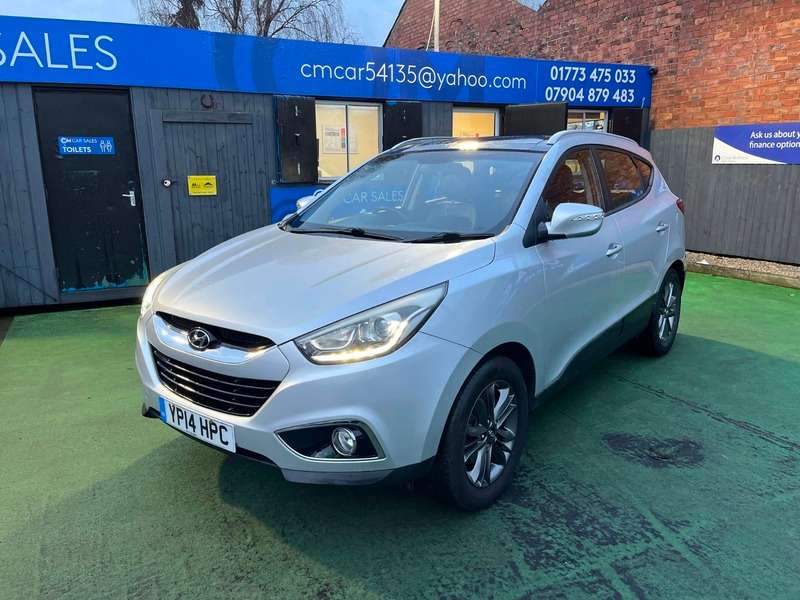 A 2014 HYUNDAI IX35 1.7 CRDi SE SUV 5dr Diesel Manual Euro 5 (s/s) (115 ps) A 2014 HYUNDAI IX35 1.7 CRDi SE SUV 5dr Diesel Manual Euro 5 (s/s) (115 ps)