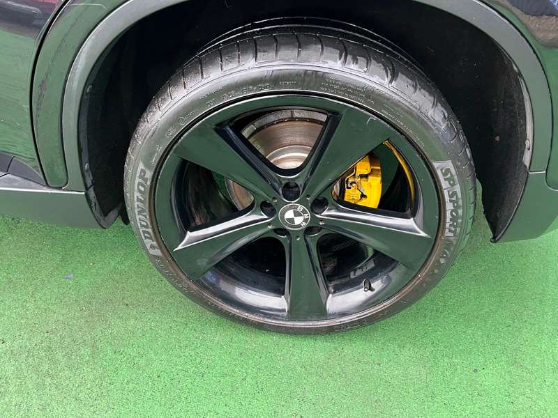 2011 BMW X6 2011 BMW X6