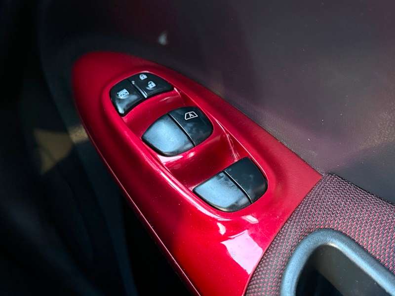 2011 NISSAN JUKE 2011 NISSAN JUKE