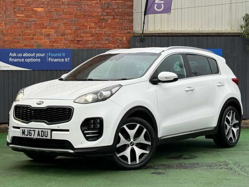 A 2017 KIA SPORTAGE 1.7 CRDi GT-Line Edition SUV 5dr Diesel Manual Euro 6 (s/s) (114 bhp) A 2017 KIA SPORTAGE 1.7 CRDi GT-Line Edition SUV 5dr Diesel Manual Euro 6 (s/s) (114 bhp)