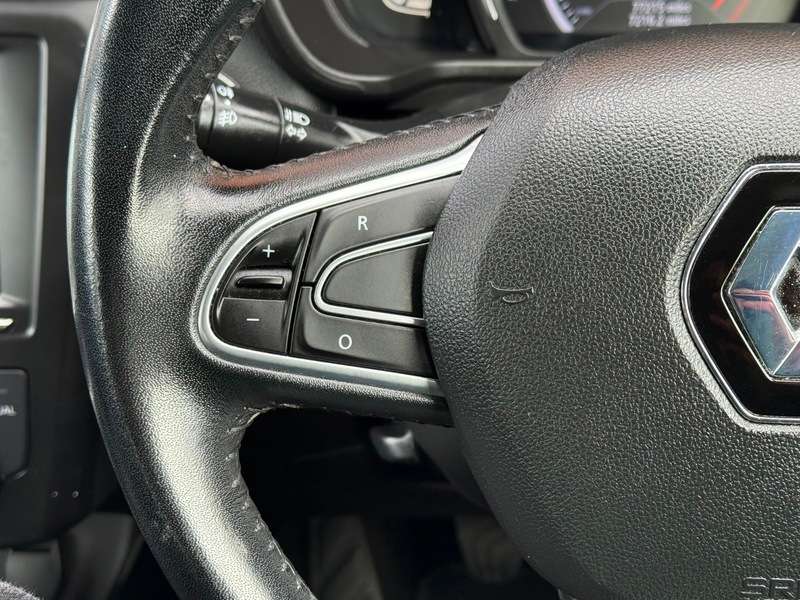 2017 RENAULT KADJAR 2017 RENAULT KADJAR