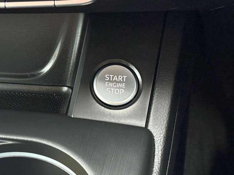 2016 AUDI A4 2016 AUDI A4