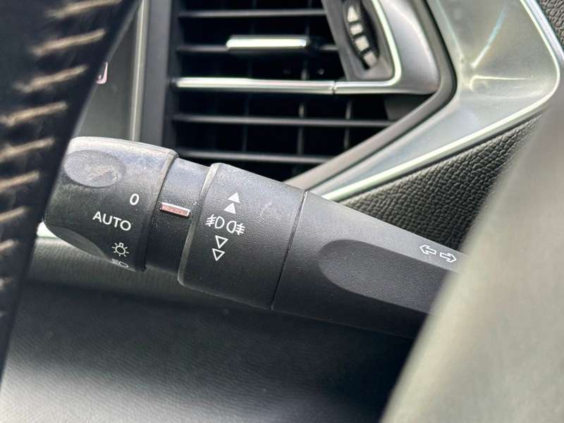 2016 PEUGEOT 308 2016 PEUGEOT 308