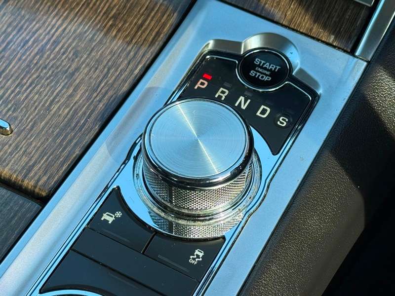 2015 JAGUAR XF 2015 JAGUAR XF