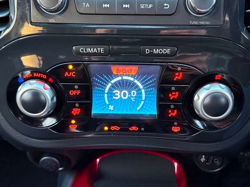 2011 NISSAN JUKE 2011 NISSAN JUKE