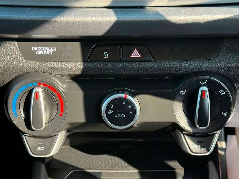 2017 KIA RIO 2017 KIA RIO