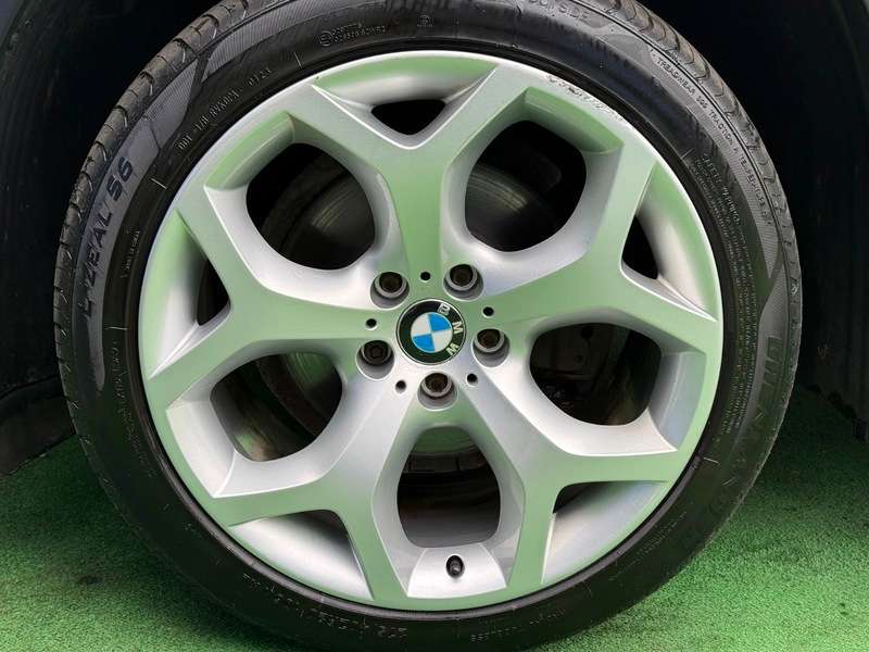 2012 BMW X6 2012 BMW X6