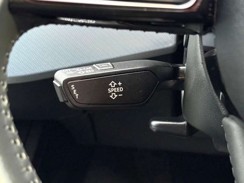 2016 AUDI A4 2016 AUDI A4