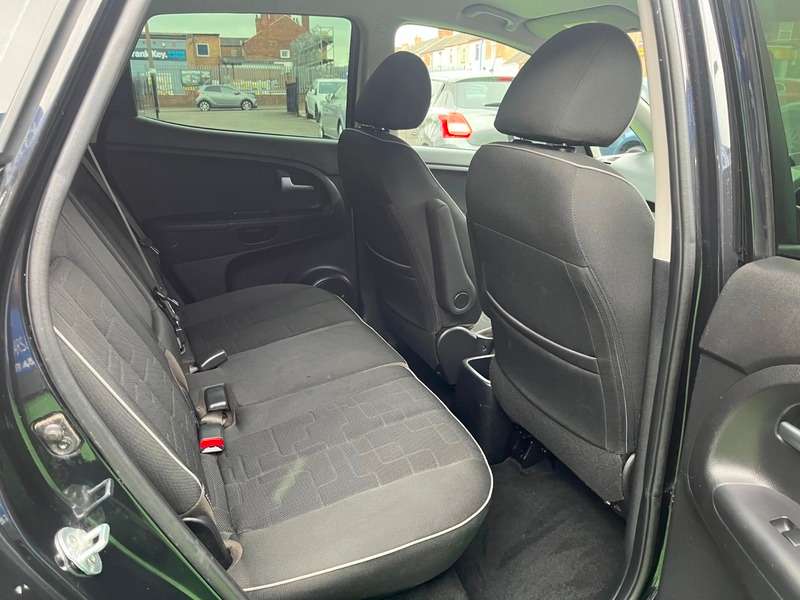 2013 KIA VENGA 2013 KIA VENGA