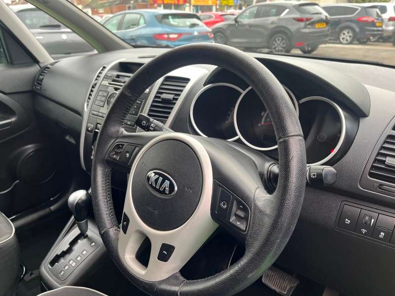 2013 KIA VENGA 2013 KIA VENGA