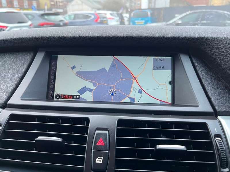 2011 BMW X6 2011 BMW X6